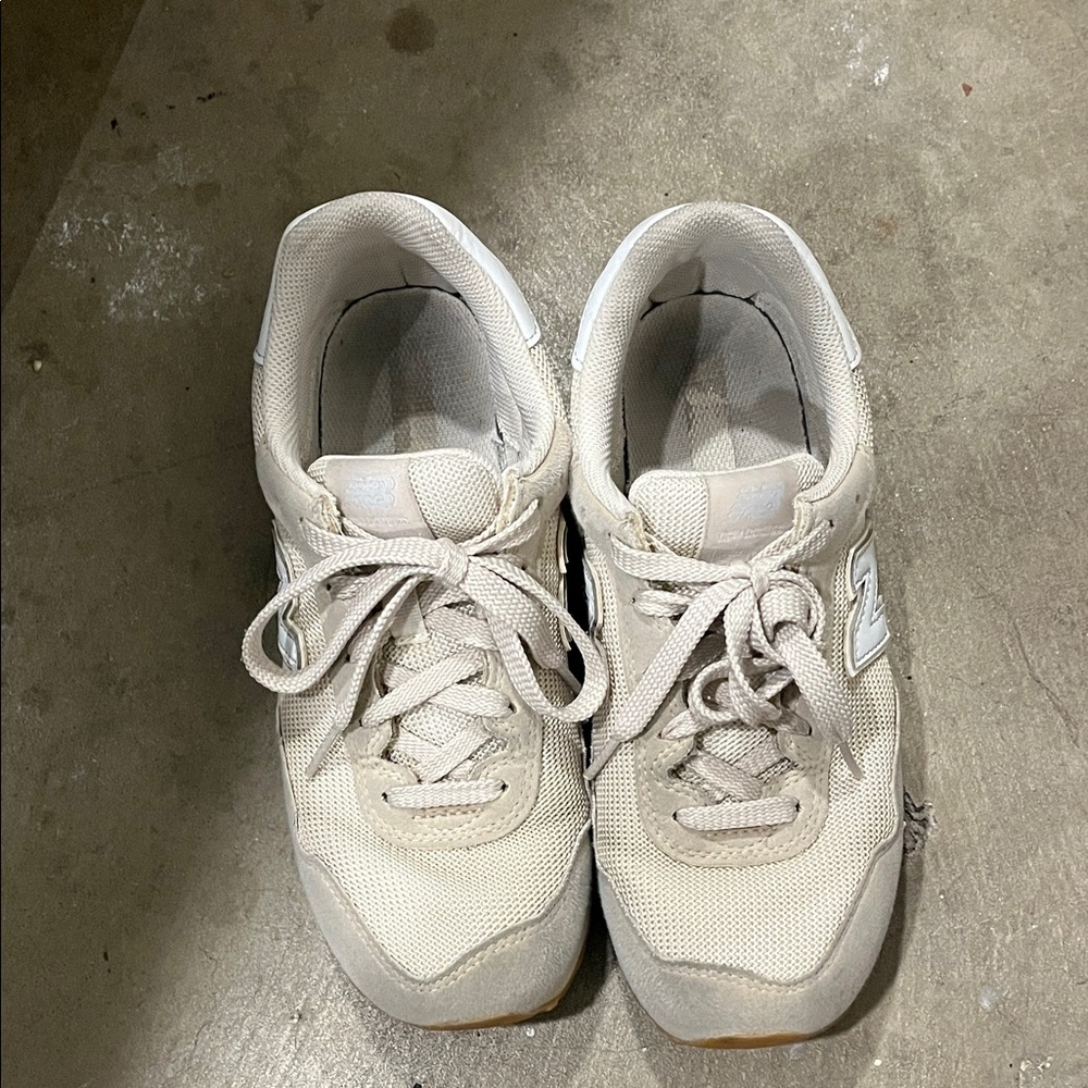 New balance beige and blue sneakers